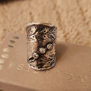 Silpada Silver Ring with Crystal Accents size 6